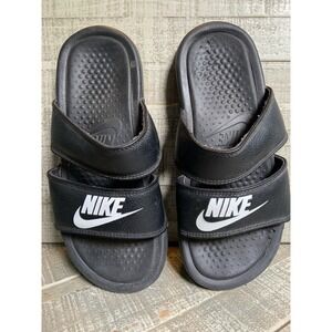 Nike Benassi Duo Ultra Slide Women's Size 5 Two Strap Sandals Black Foam Slide